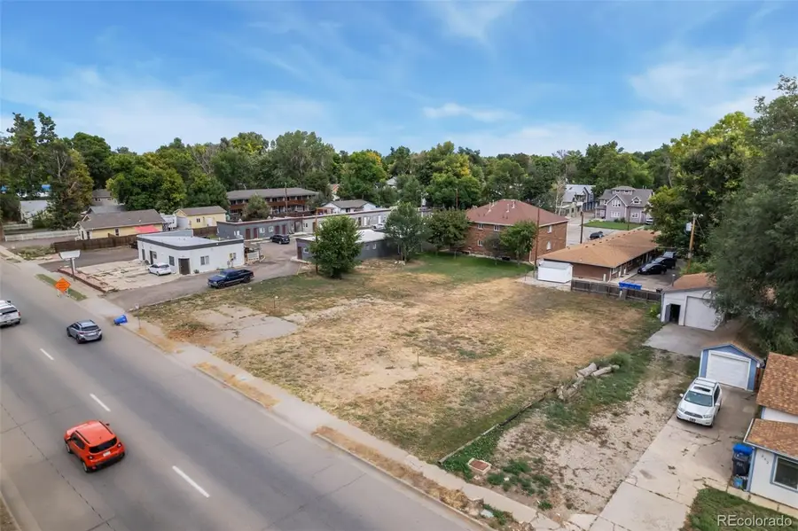 206 S Lincoln Avenue, Loveland, CO 80537 - Image #2