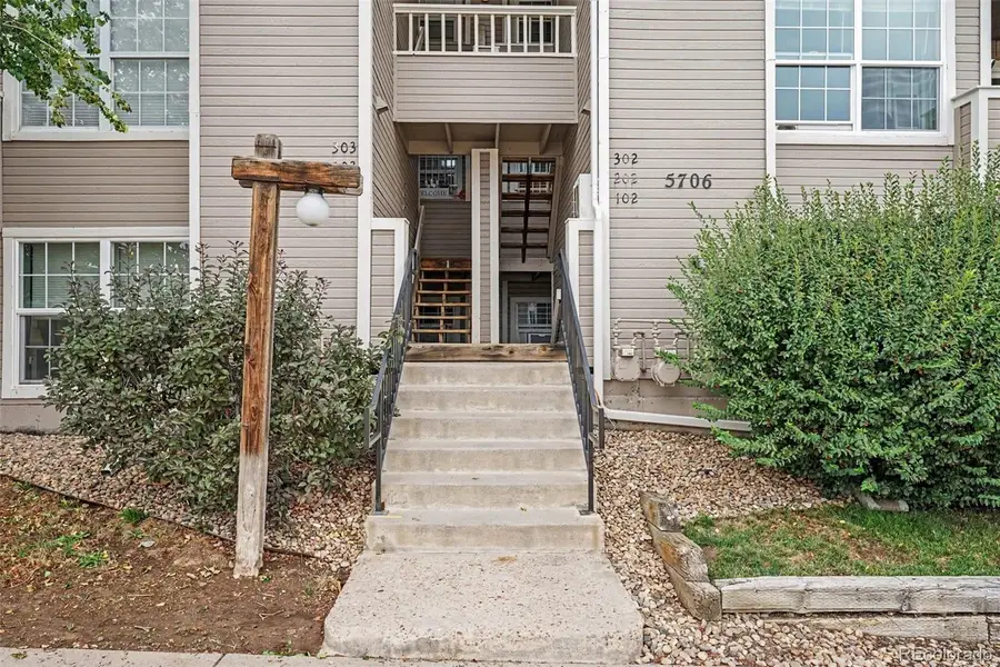5706 W Asbury Place #202, Lakewood, CO 80227 - #3