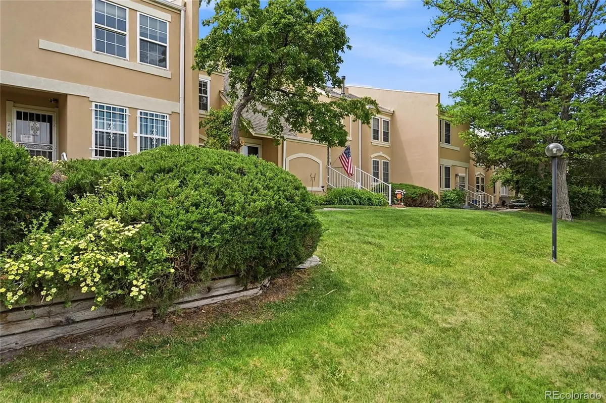 2858 S Vaughn Way, Aurora, CO 80014 - #1