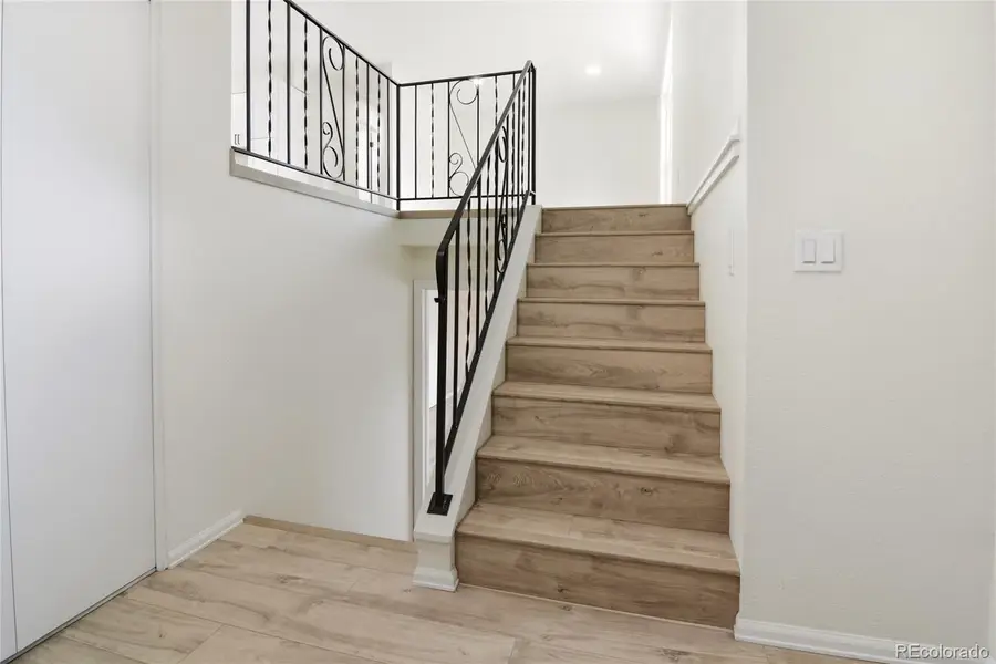 3227 S Hoyt Way, Lakewood, CO 80227 - #3