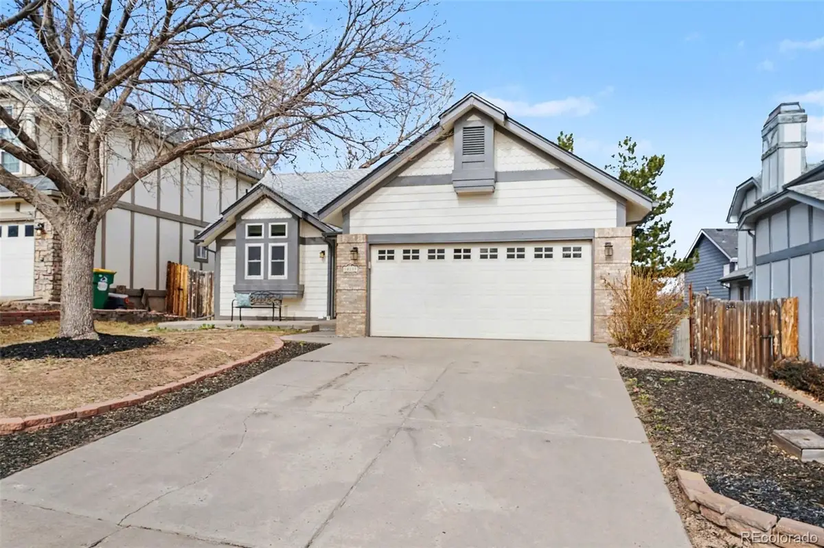 10289 Halleys Way, Littleton, CO 80125 - #1
