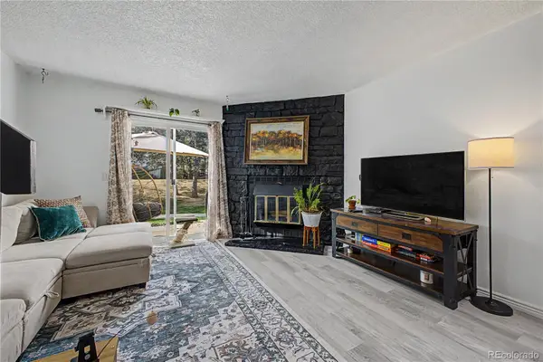 8952 W Dartmouth Place, Lakewood, CO 80227