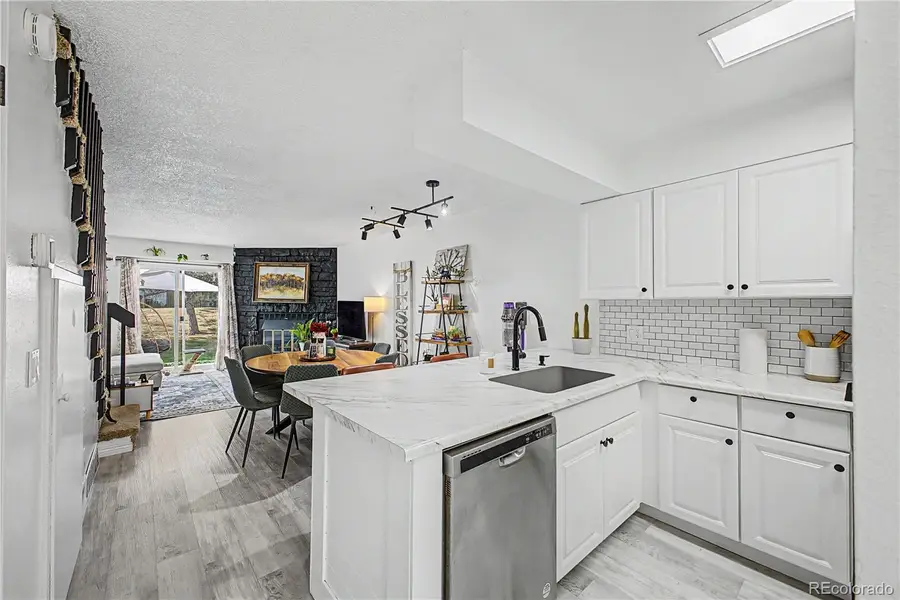 8952 W Dartmouth Place, Lakewood, CO 80227 - #3