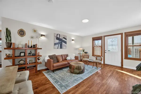 4857 S Logan Street, Englewood, CO 80113