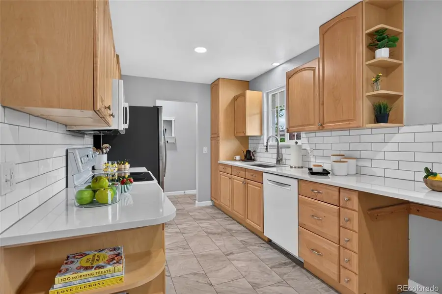7650 S Kit Carson Drive, Centennial, CO 80122 - #3