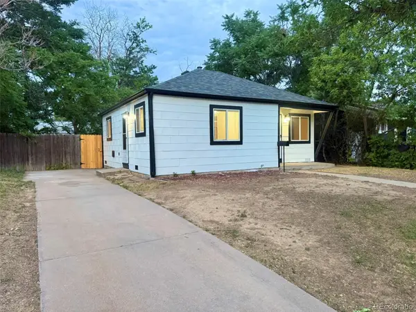 940 Moline Street, Aurora, CO 80010