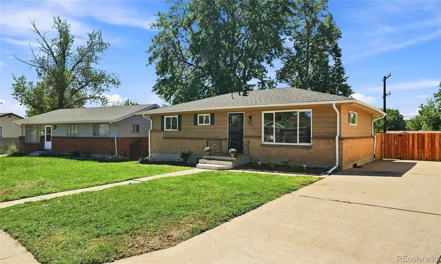 7110 W Iowa Avenue, Lakewood, CO 80232 - #2