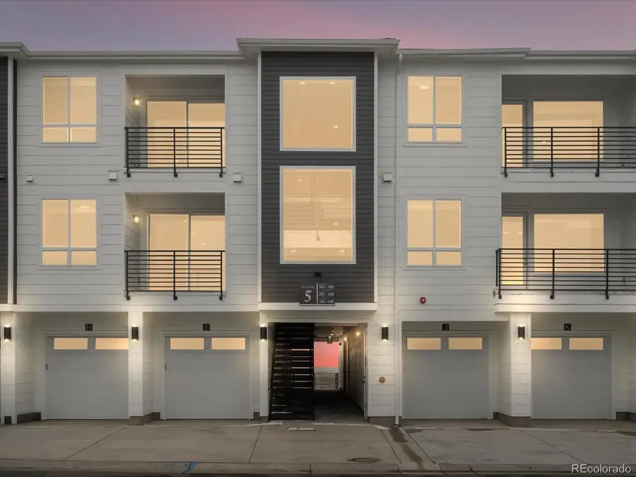 6153 N Ceylon Street #206, Denver, CO 80249 - Image #2