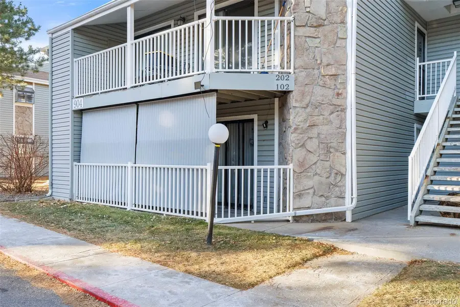 904 S Walden Way #102, Aurora, CO 80017 - Image #2
