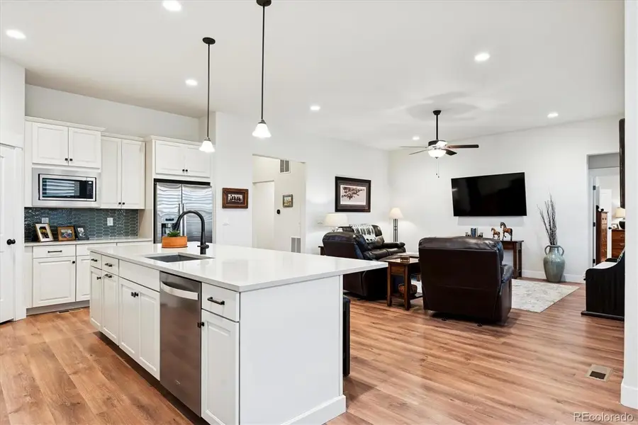 21866 E Swallow Place, Aurora, CO 80016 - Image #3