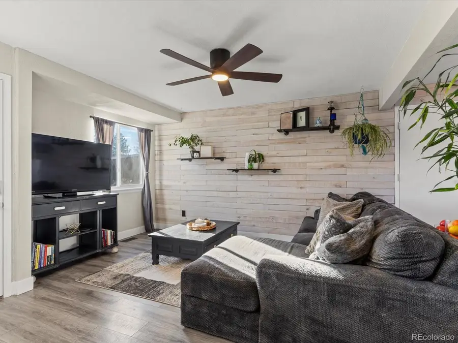 17083 E Wagon Trail Parkway, Aurora, CO 80015 - Image #3