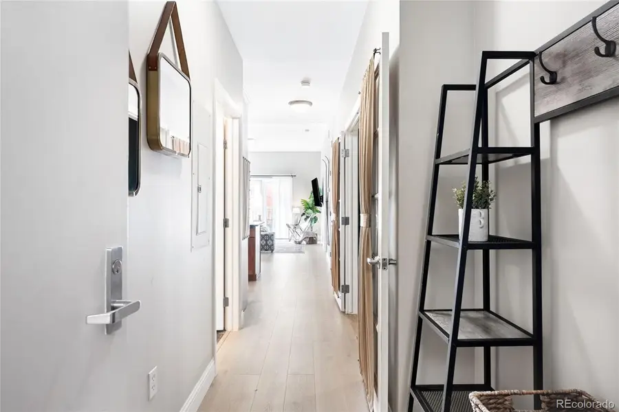 1950 N Logan Street #901, Denver, CO 80203 - Image #3