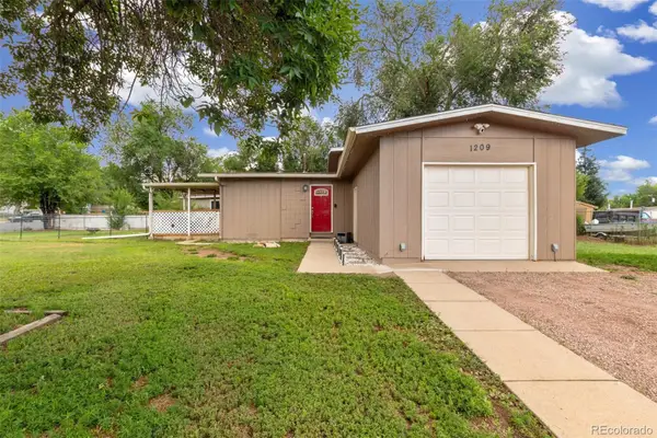 1209 Maxwell Street, Colorado Springs, CO 80906