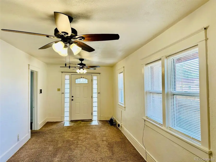 906 9th Street, Alamosa, CO 81101 - #3