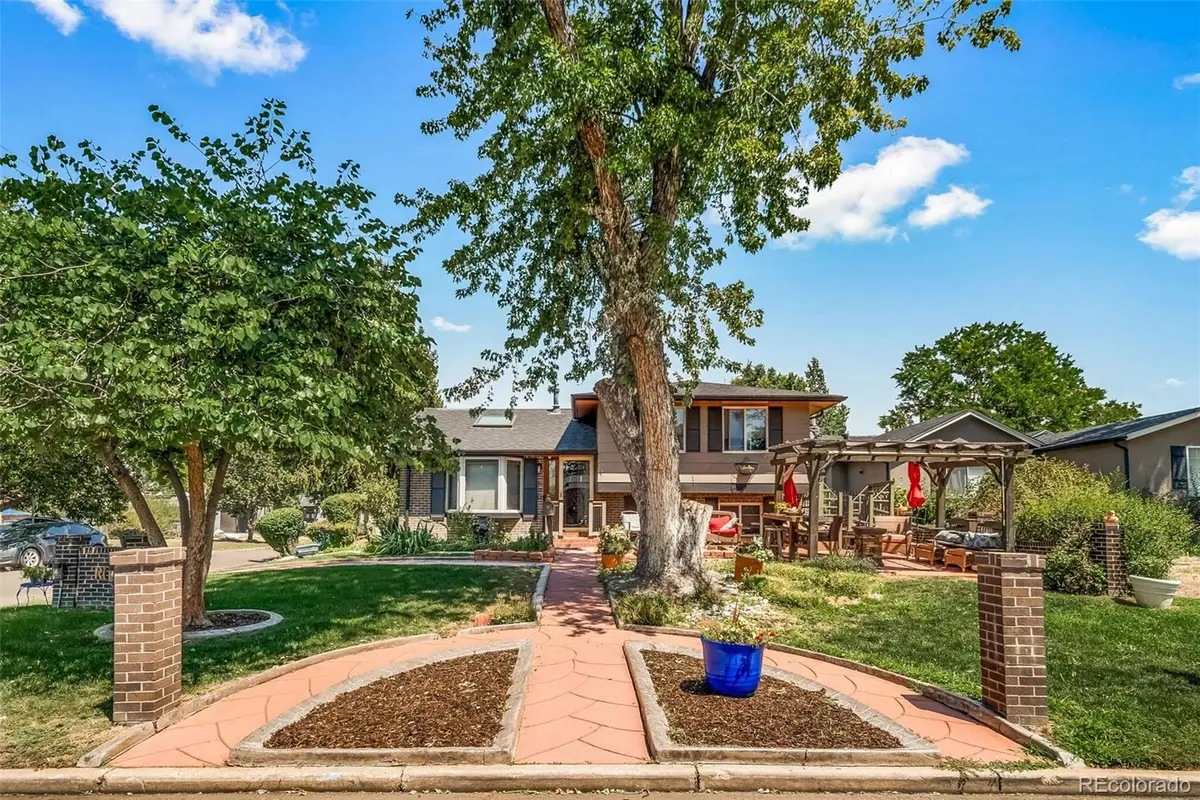 1590 Roslyn Street, Denver, CO 80220 - #1