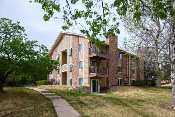 3021 S Ursula Circle #301, Aurora, CO 80014