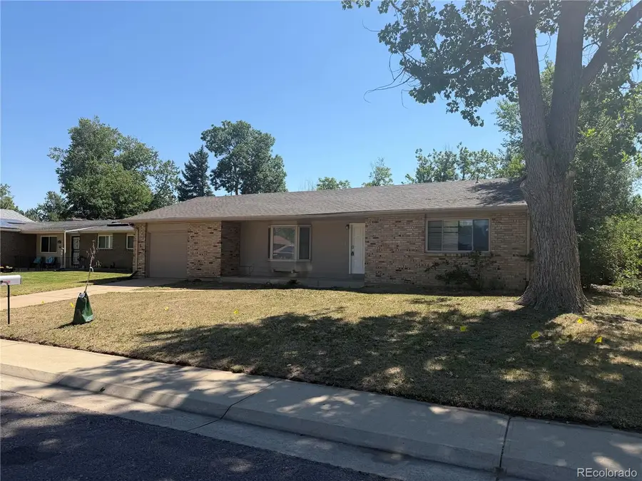 1006 S Macon Street, Aurora, CO 80012 - #2