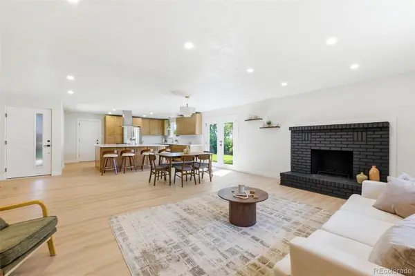 2126 S Yarrow Street, Lakewood, CO 80227