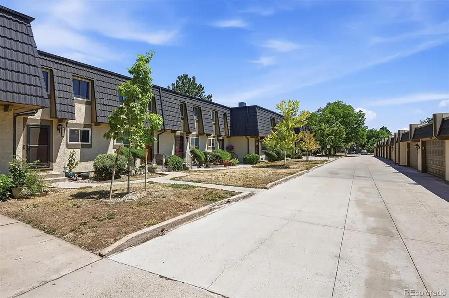 6916 S Broadway, Littleton, CO 80122 - #2