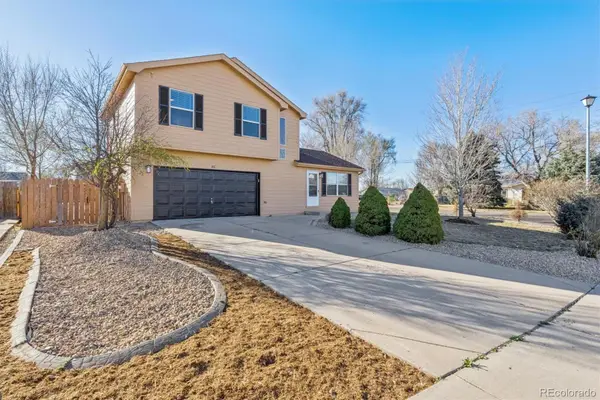 101 23rd Ave Ct, Greeley, CO 80631