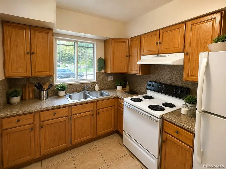 5109 E 34th Avenue, Denver, CO 80207 - #3