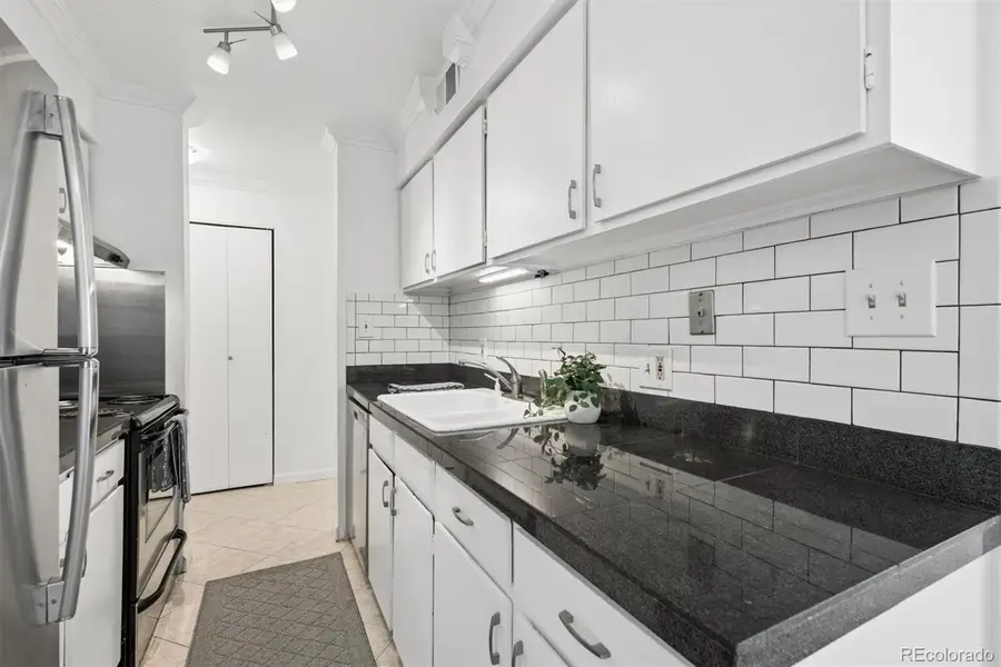 7665 E Quincy Avenue #204, Denver, CO 80237 - #3