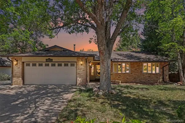 8611 W 71st Circle, Arvada, CO 80004
