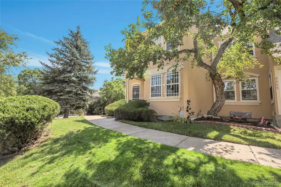 2864 S Vaughn Way, Aurora, CO 80014 - #2