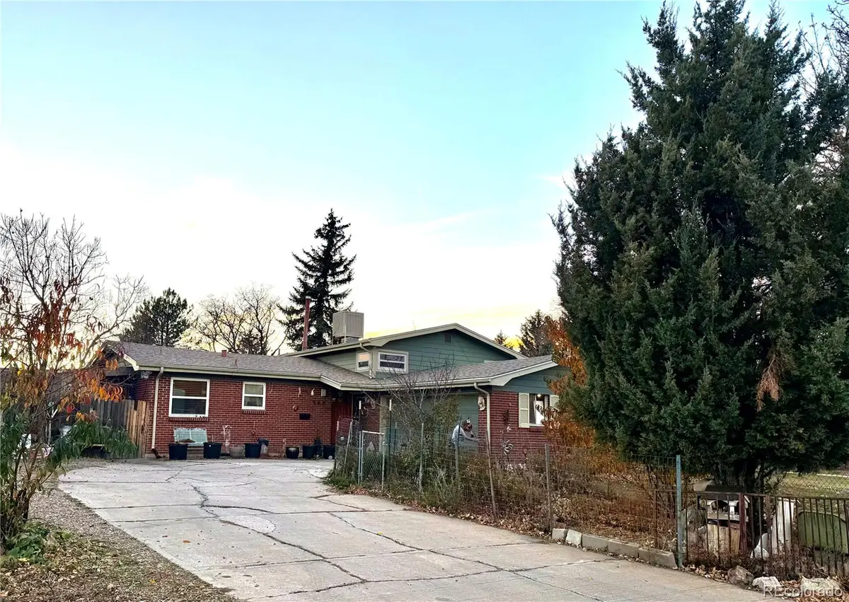 245 Tucson Street, Aurora, CO 80011 - Image #1