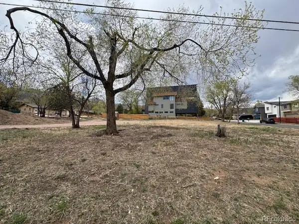 1006 S 25th Street, Colorado Springs, CO 80904