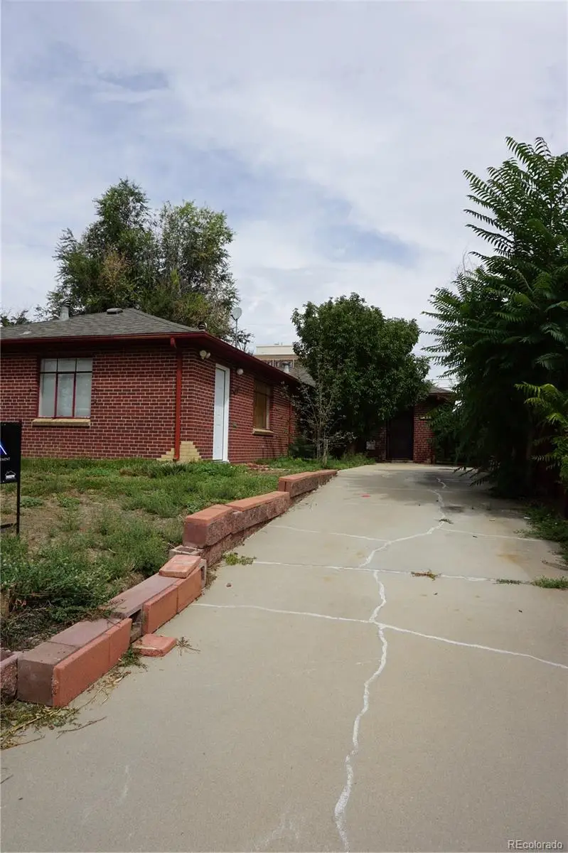 5209 E Thrill Place, Denver, CO 80207 - #3