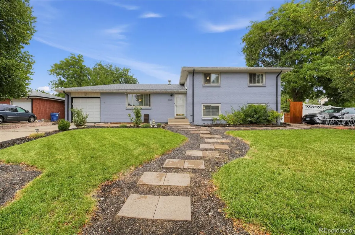 6805 W Ellsworth, Lakewood, CO 80226 - #1