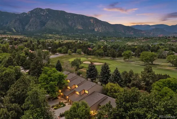 28 Woodbridge Drive, Colorado Springs, CO 80906