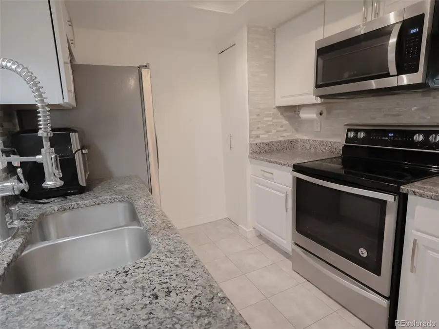 14433 E Jewell Avenue #202, Aurora, CO 80012 - Image #3