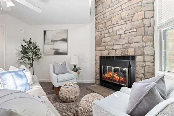 9035 W Floyd Avenue, Lakewood, CO 80227