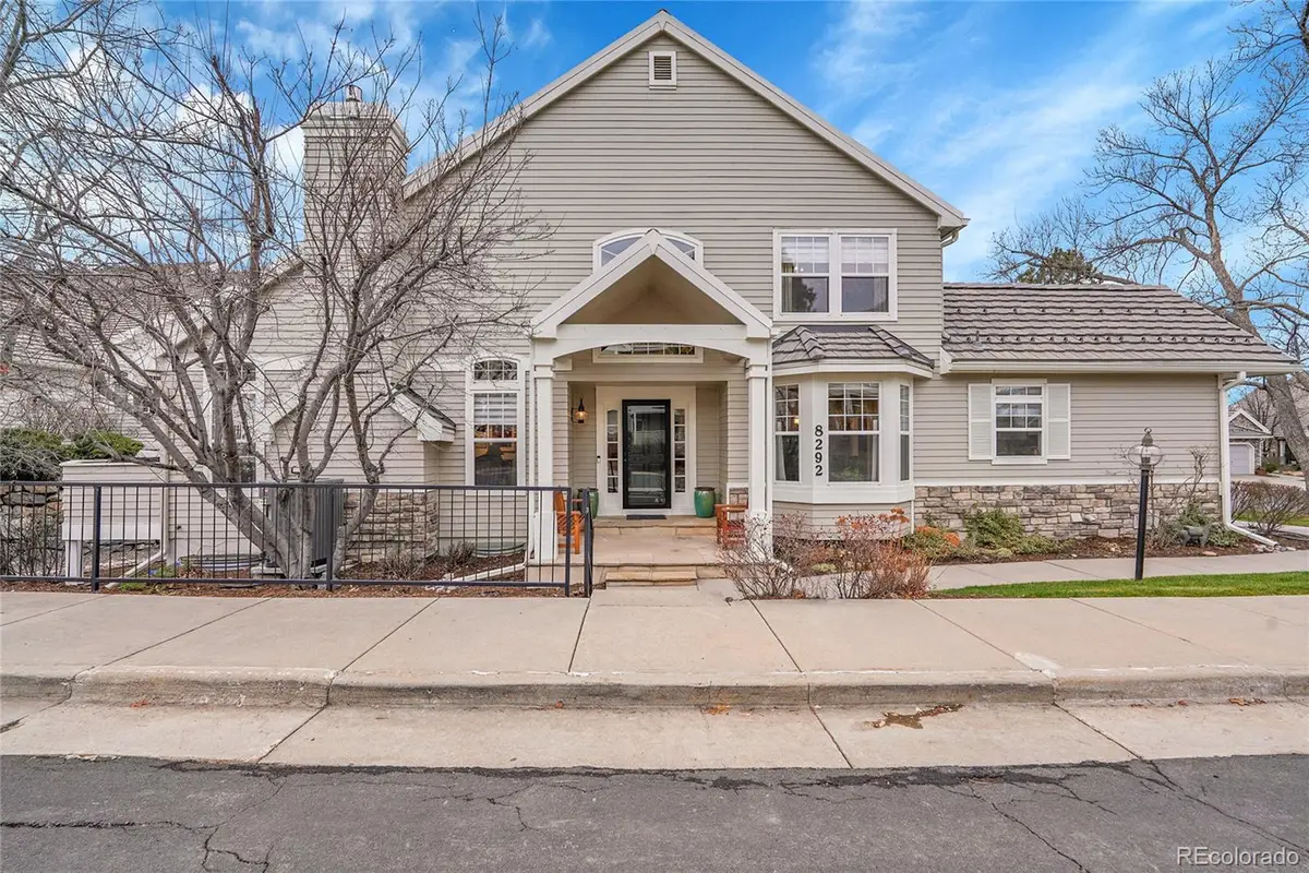 8292 S Peninsula Drive, Littleton, CO 80120 - Image #1
