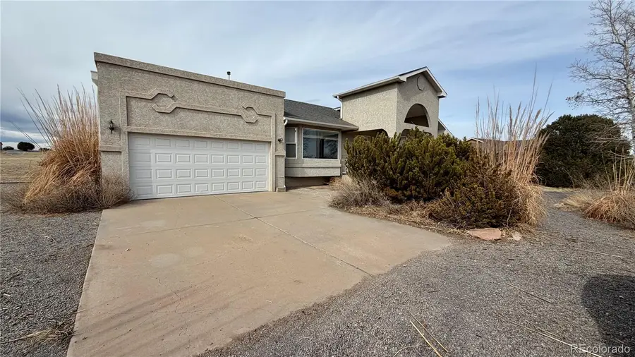 435 S Costilla Drive, Pueblo, CO 81007 - #3