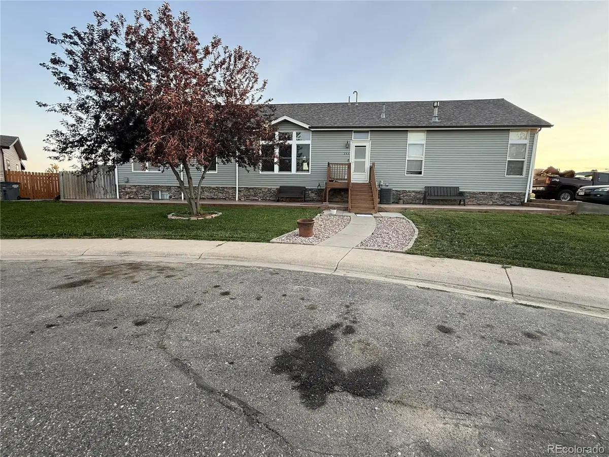 245 W Crawford Avenue, Keenesburg, CO 80643 - #1