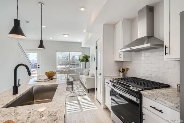 15313 W 69 Avenue, Arvada, CO 80007