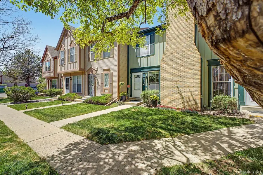 1685 S Blackhawk Way #B, Aurora, CO 80012 - #2