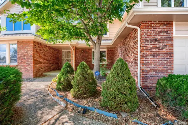 15956 E Crestridge Circle, Aurora, CO 80015