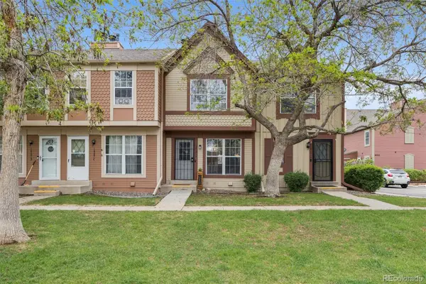 14201 E Hawaii Circle #B, Aurora, CO 80012