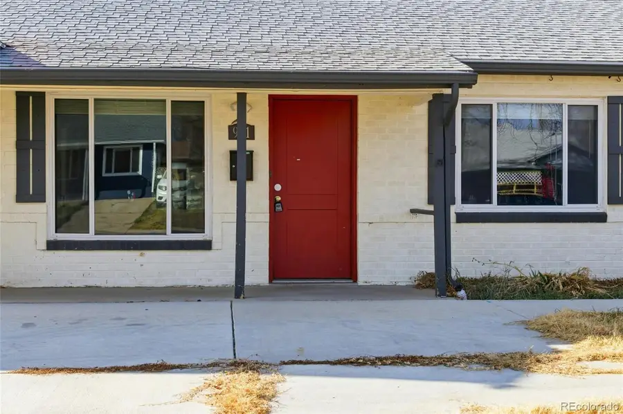 941 Quentin Street, Aurora, CO 80011 - Image #2