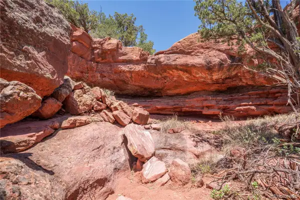 Lot 6,7 Iron Handle Road, Penrose, CO 81240