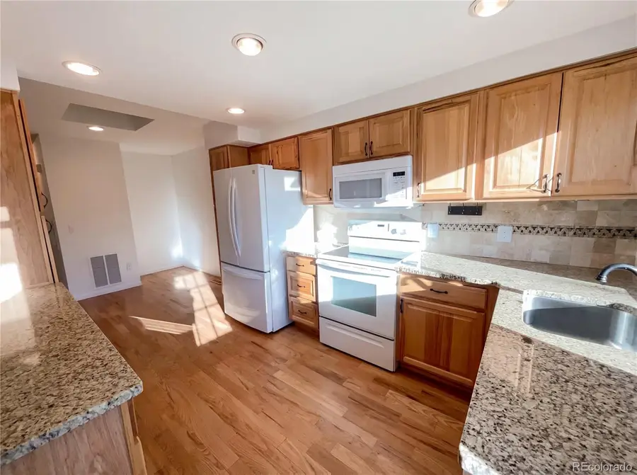 3075 E Long Circle, Centennial, CO 80122 - #2
