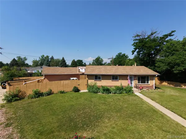 7220 W Calahan Avenue, Denver, CO 80232