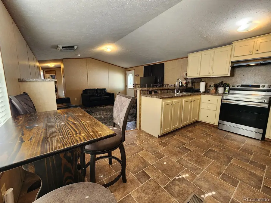 712 Bunting Dr Rd, Lafayette, CO 80026 - Image #2