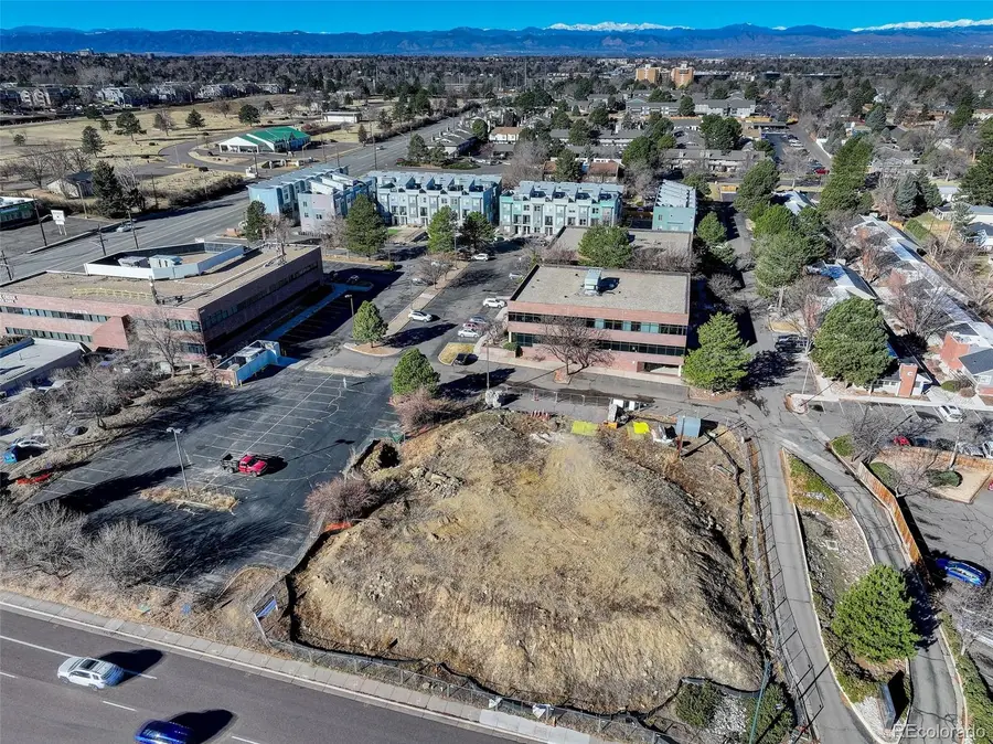 3401 S Yosemite Street, Denver, CO 80231 - #2