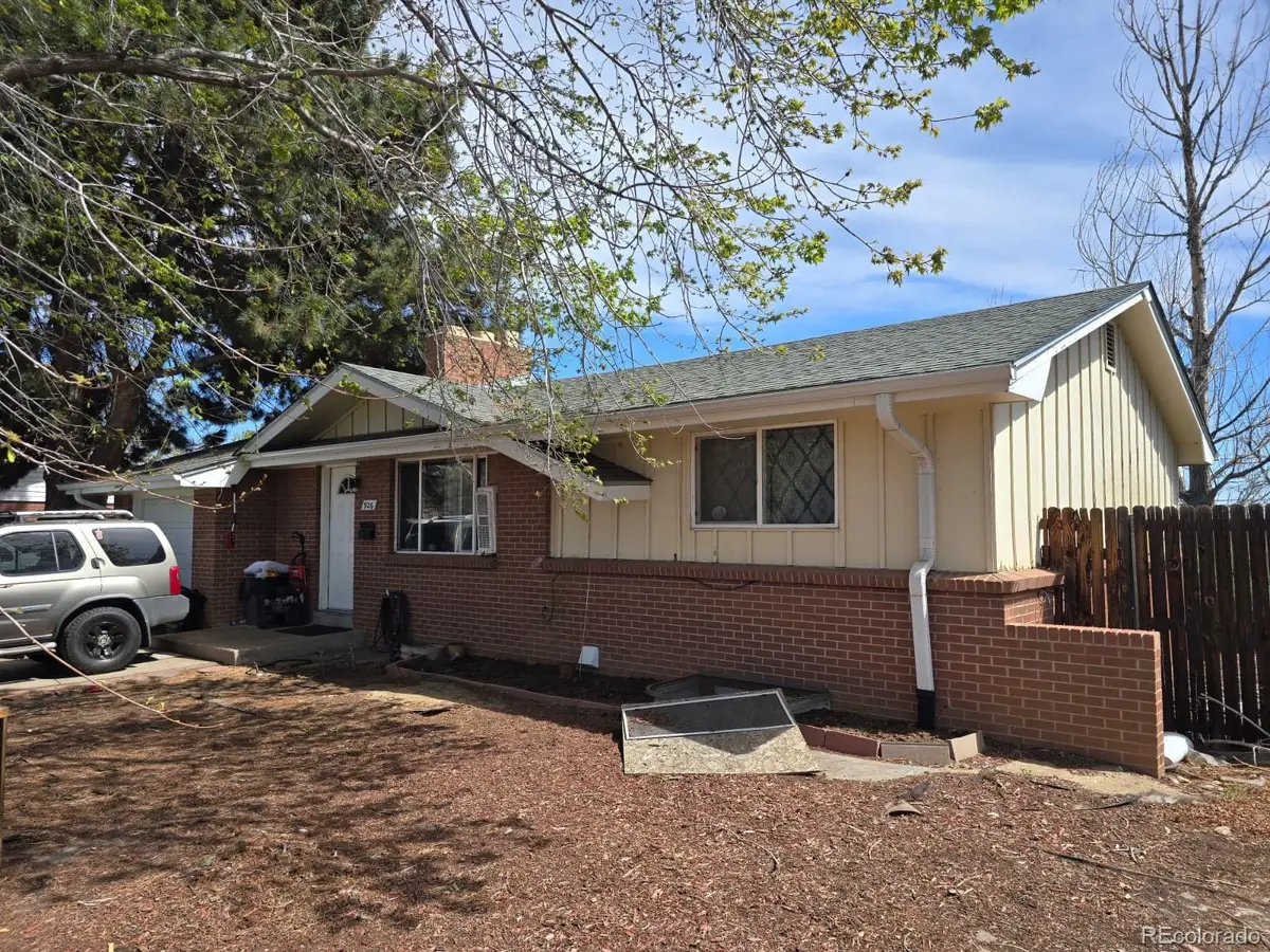 926 Potomac Court, Aurora, CO 80012 - #1