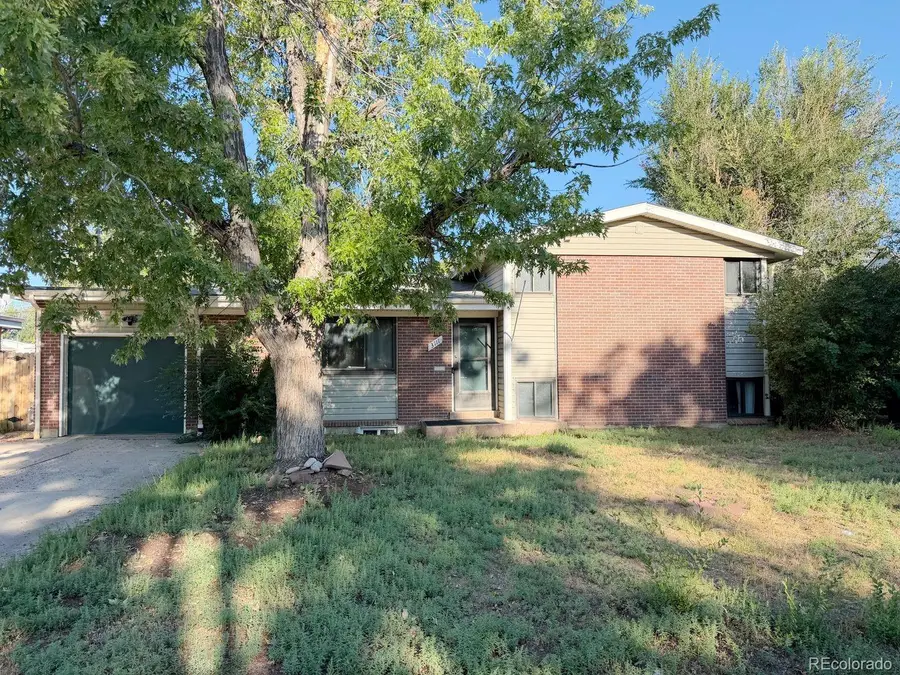 3111 Troy, Aurora, CO 80011 - #2